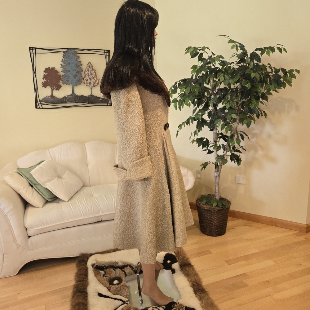 Vintage 1940's 1950's Women's Tan Boucle Forstman… - image 3